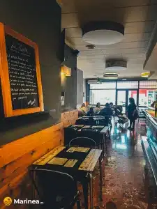 Interior de Restaurante Bar Pere en Callosa de Ensarriá